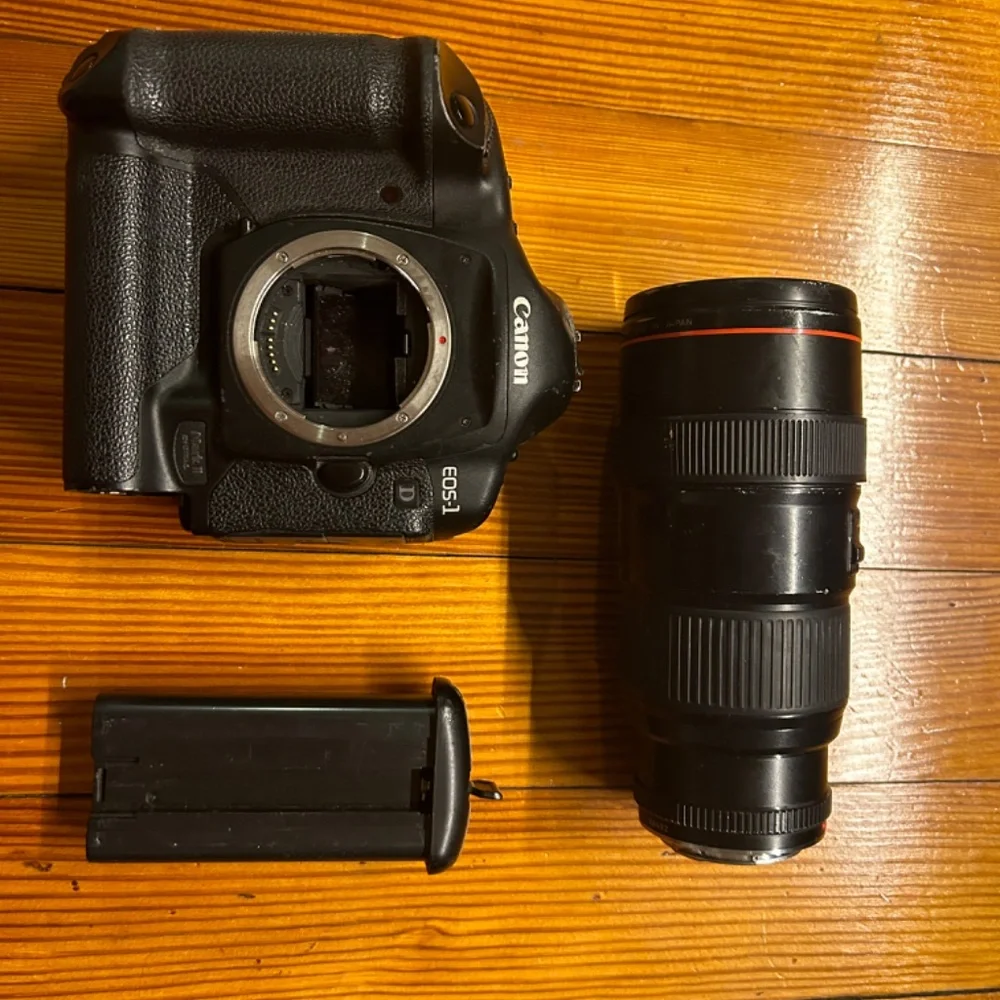 Canon EOS 1D Mark II 8.2MP Digital SLR Camera Body And Lens - Black